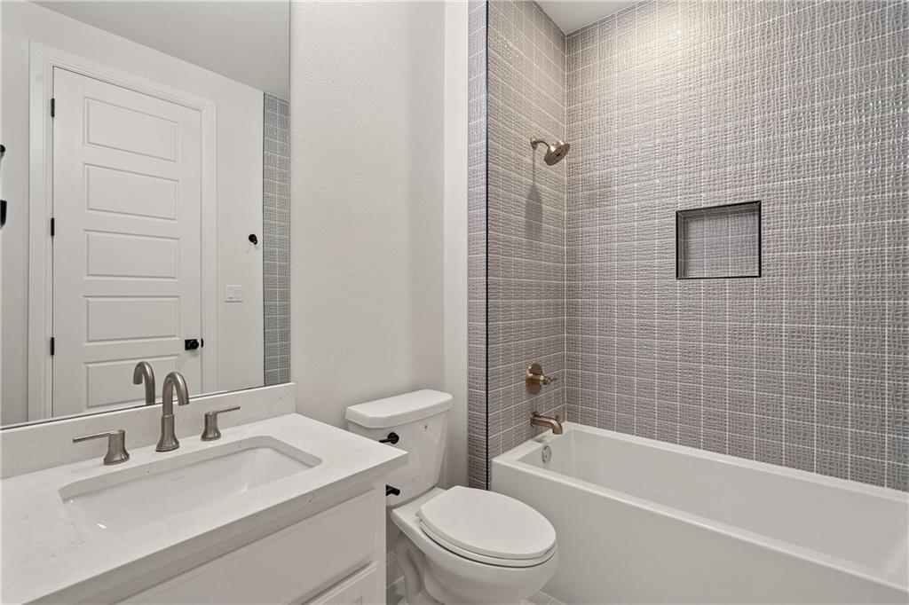 307 Dolcetto Court Lakeway TX 78738