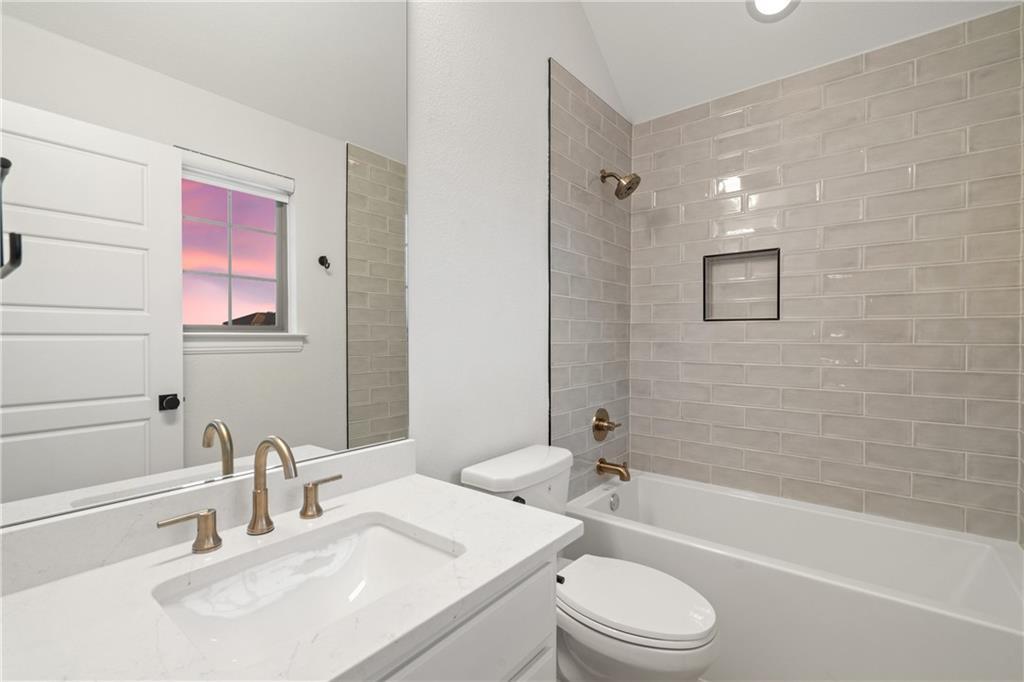 307 Dolcetto Court Lakeway TX 78738
