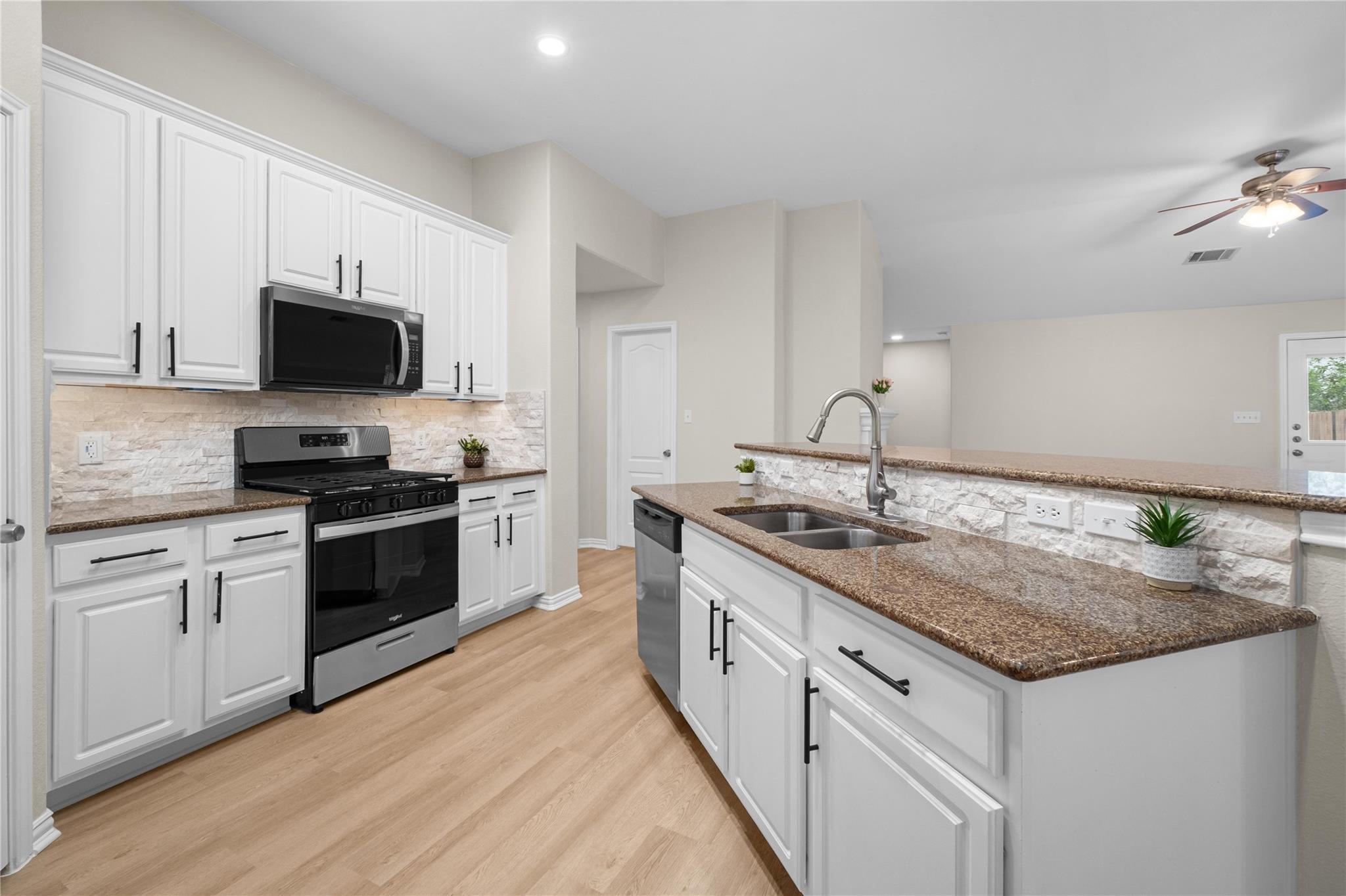 571 Reliance Drive Buda TX 78610