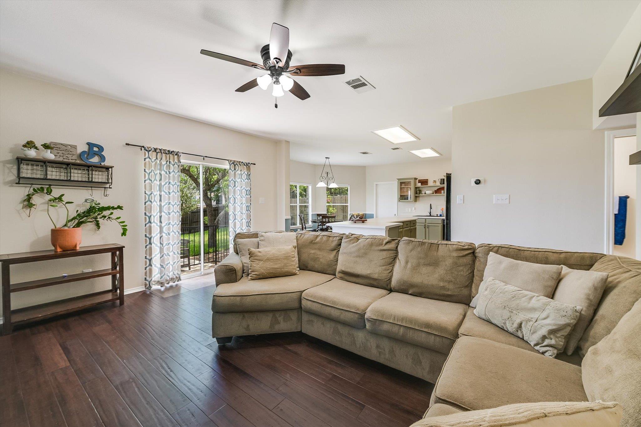 11201 Blairview Lane Austin TX 78748