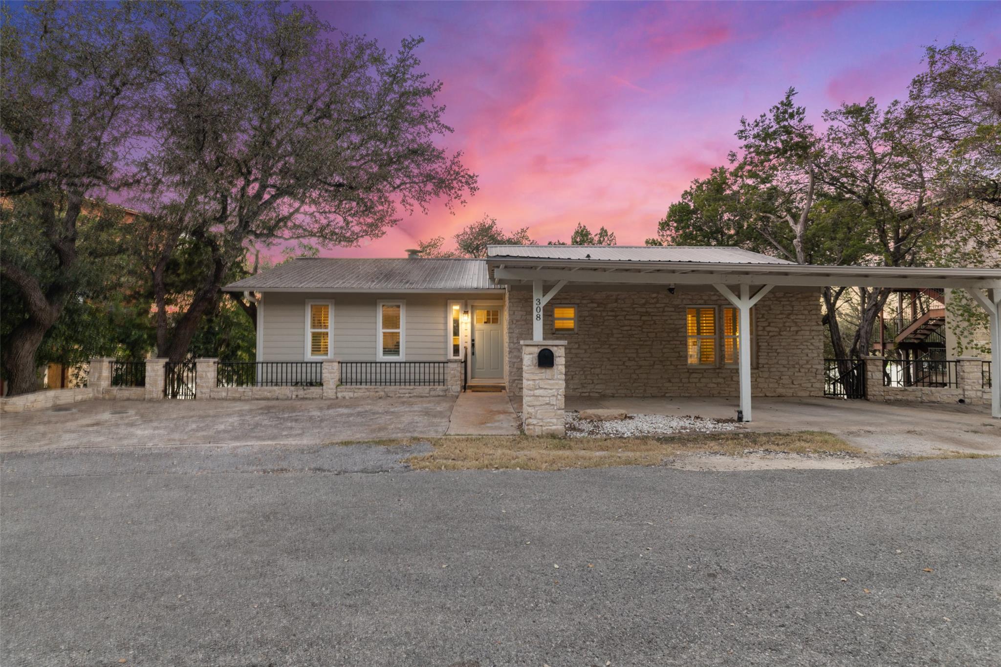 308 Cedar Hurst Lane Austin TX 78734