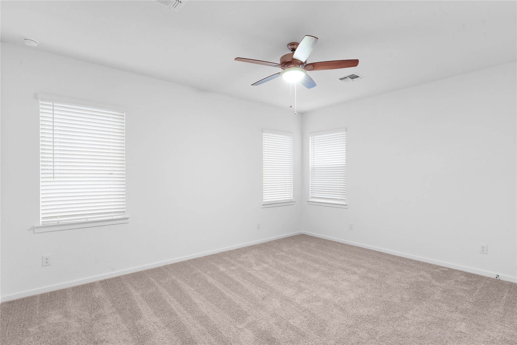 13725 Tucker Hedge Pass Elgin TX 78621