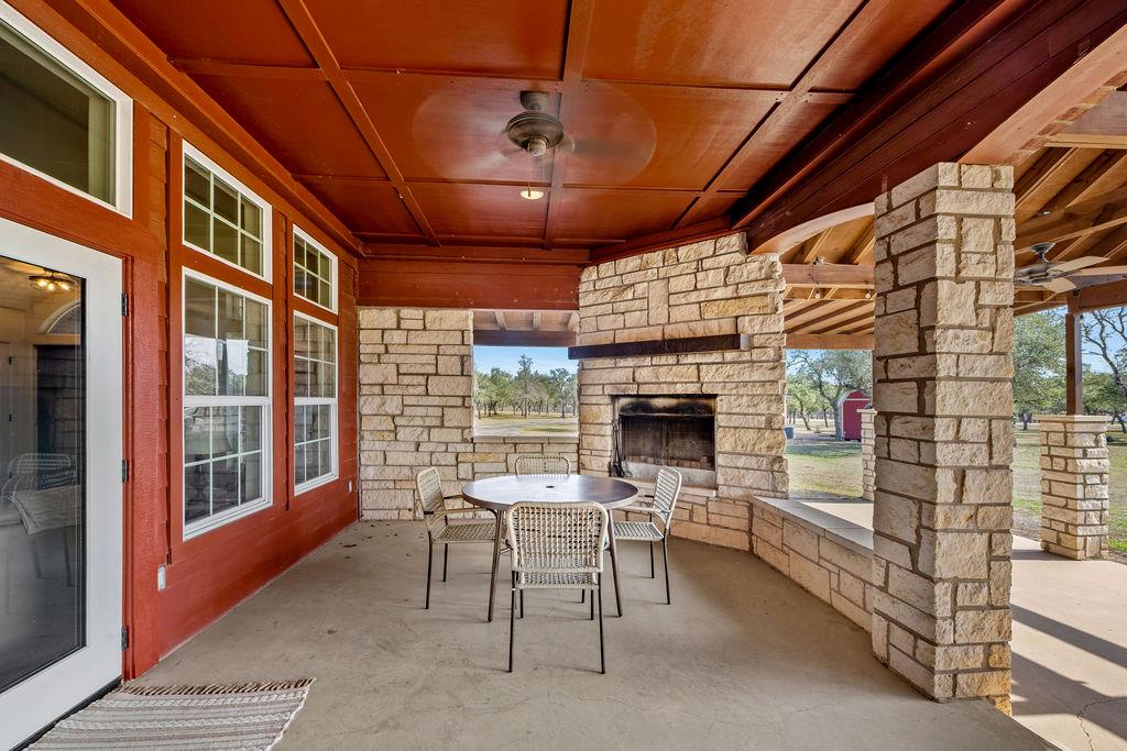2795 W Highway 290 Dripping Springs TX 78620