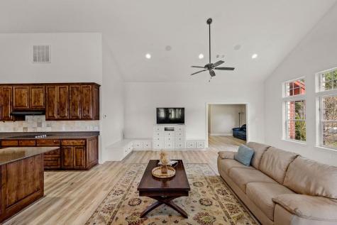 2795 W Highway 290 Dripping Springs TX 78620