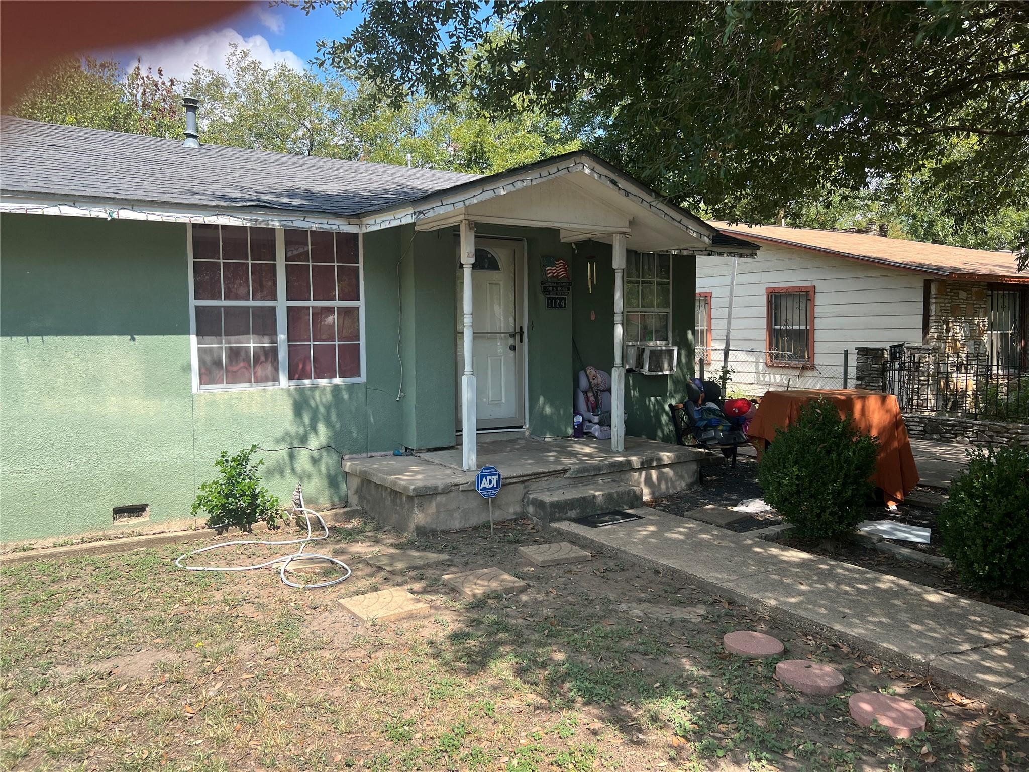 1124 Spur Street Austin TX 78721