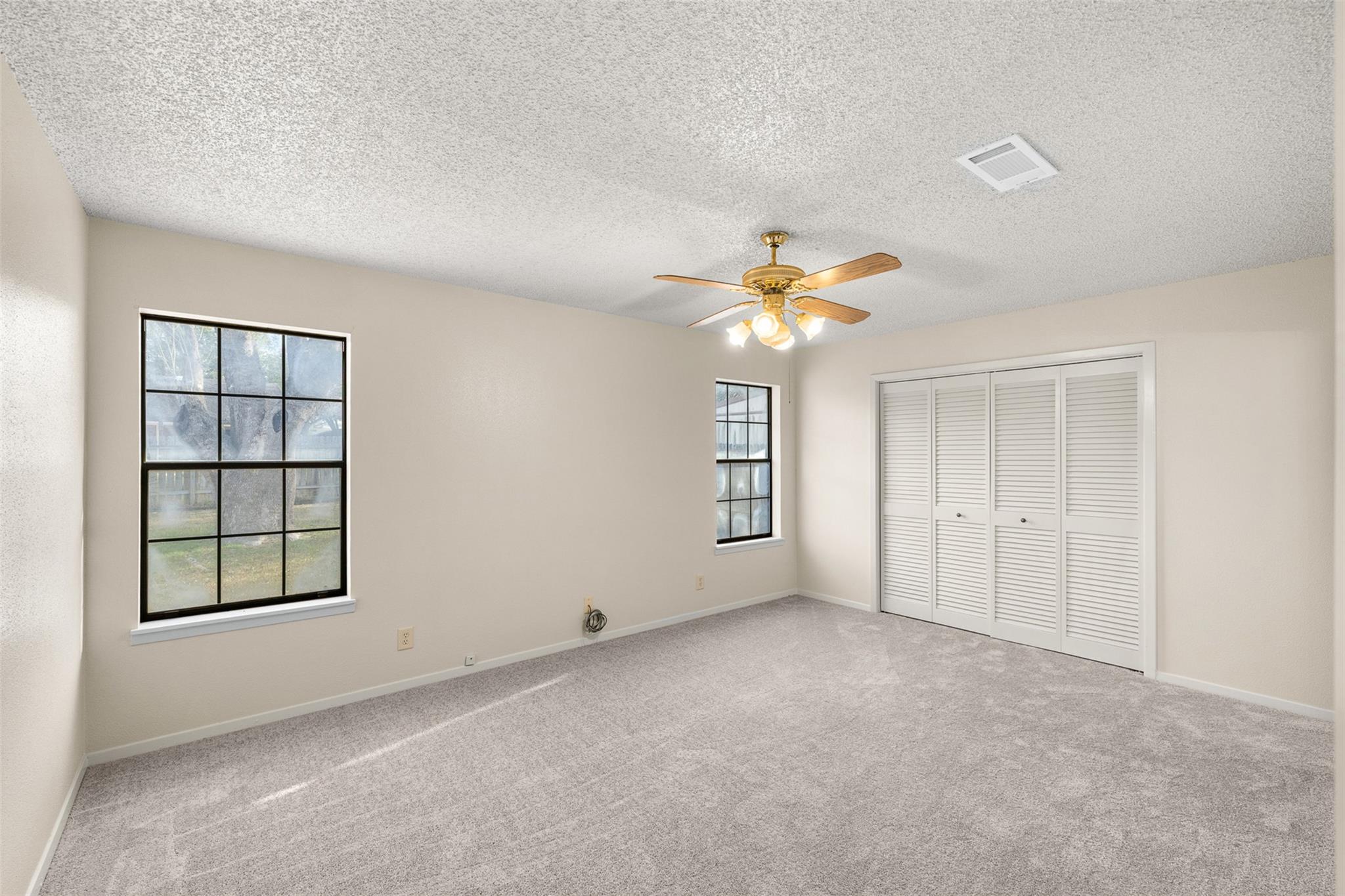 661 S College Street La Grange TX 78945