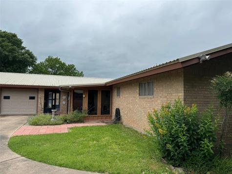 713 Sarah Jo Street La Grange TX 78945