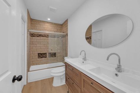 1709 Cecelia Street Taylor TX 76574
