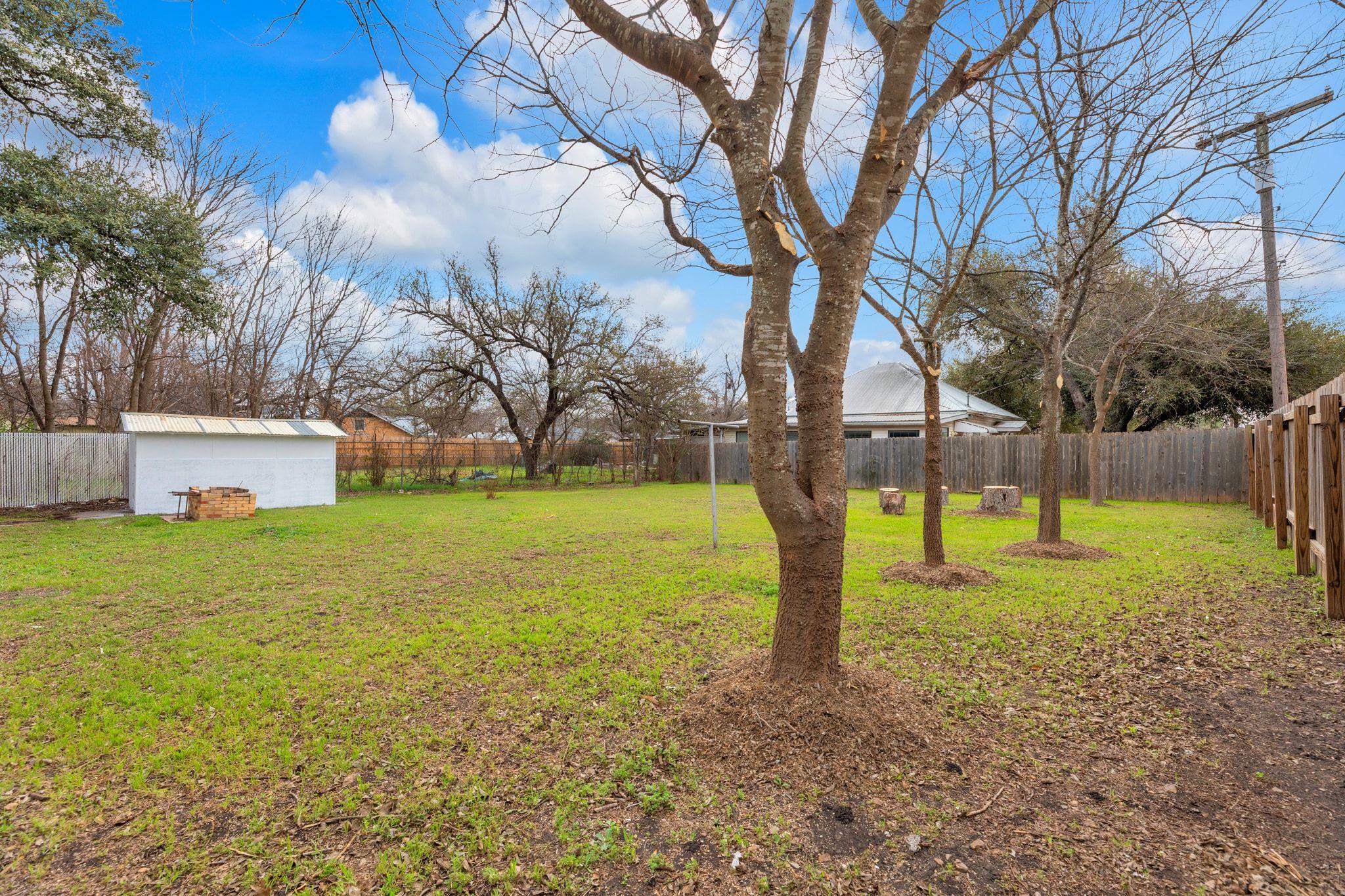1709 Cecelia Street Taylor TX 76574