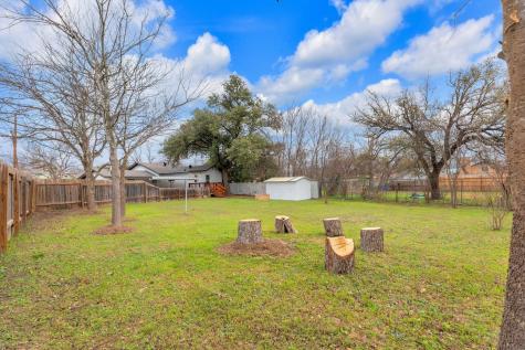 1709 Cecelia Street Taylor TX 76574