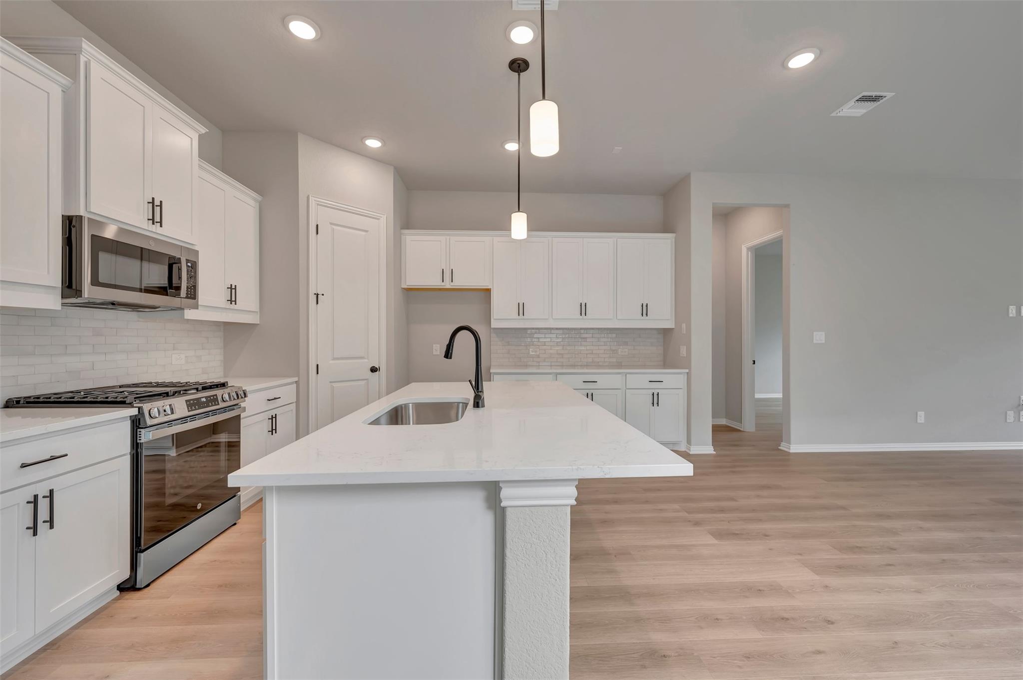 178 Grayson Elm Pass Dripping Springs TX 78620