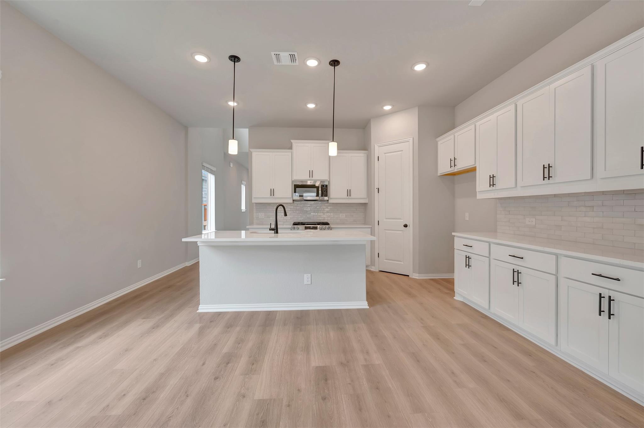 178 Grayson Elm Pass Dripping Springs TX 78620