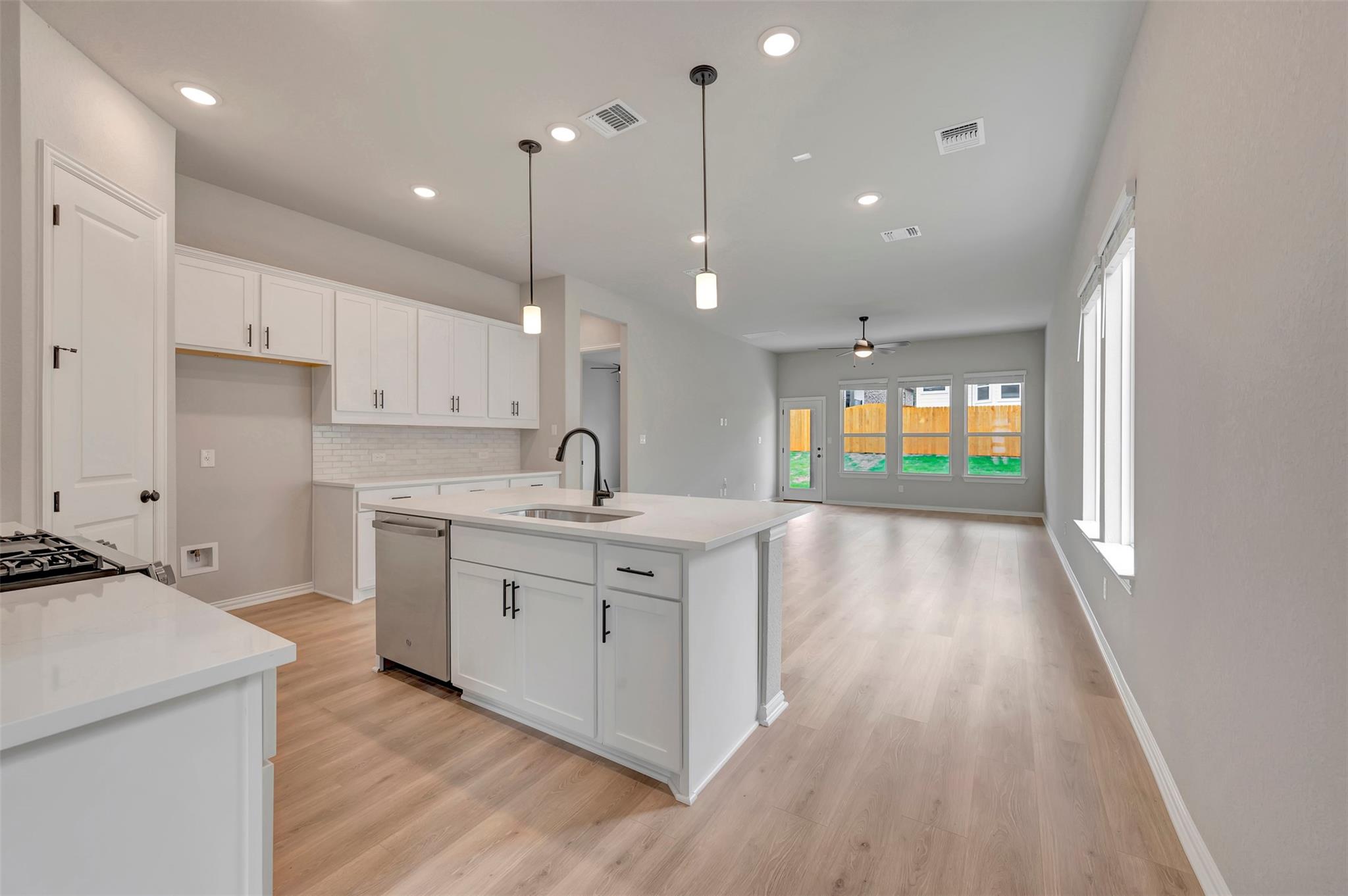 178 Grayson Elm Pass Dripping Springs TX 78620