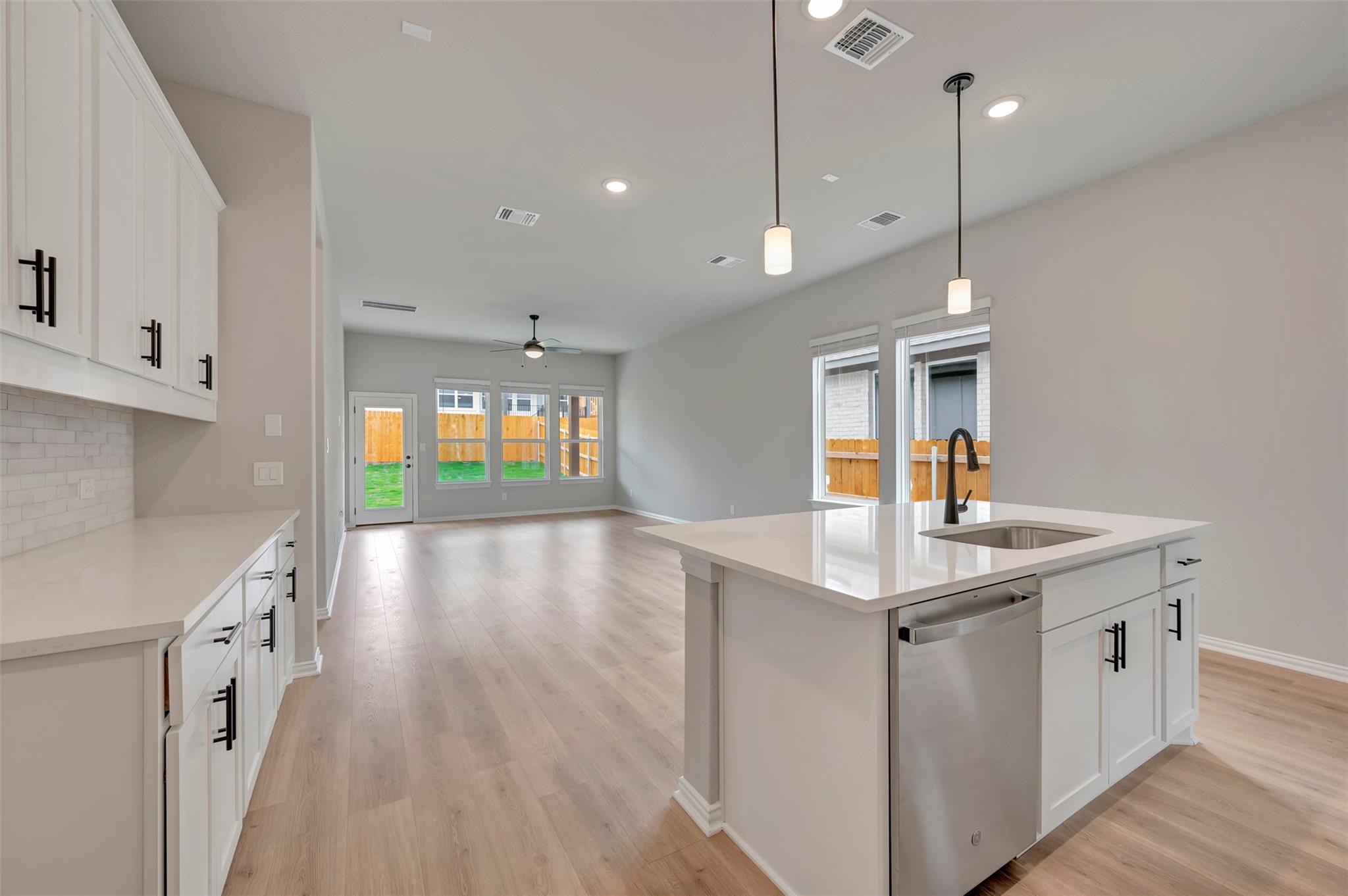 178 Grayson Elm Pass Dripping Springs TX 78620