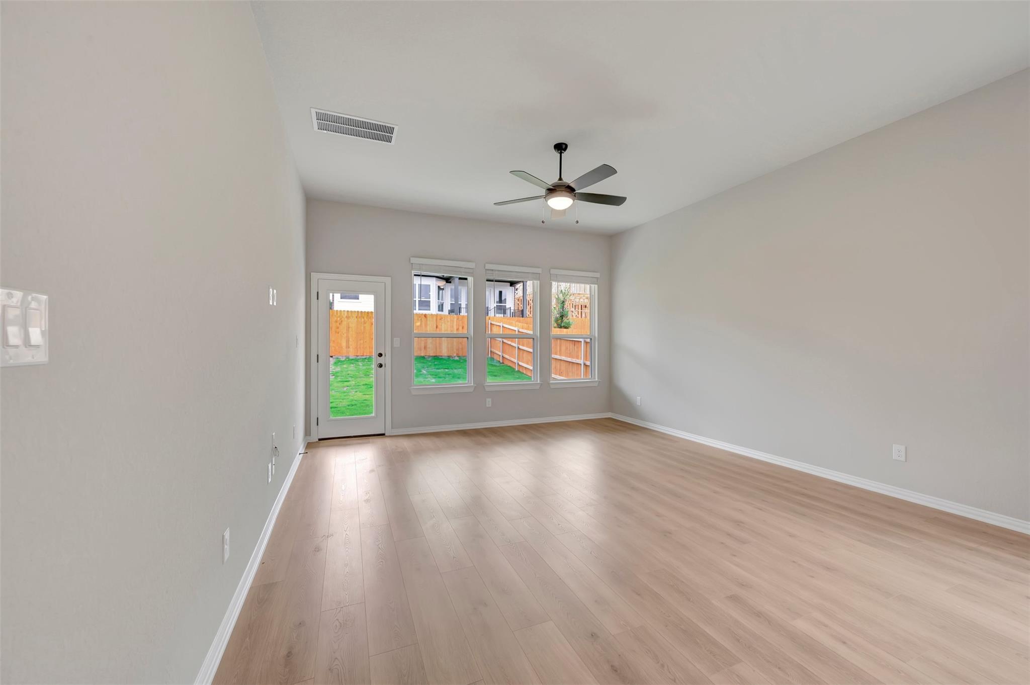 178 Grayson Elm Pass Dripping Springs TX 78620