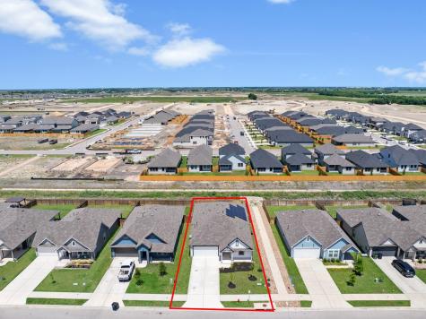 217 Sweetwater Creek Lane Hutto TX 78634