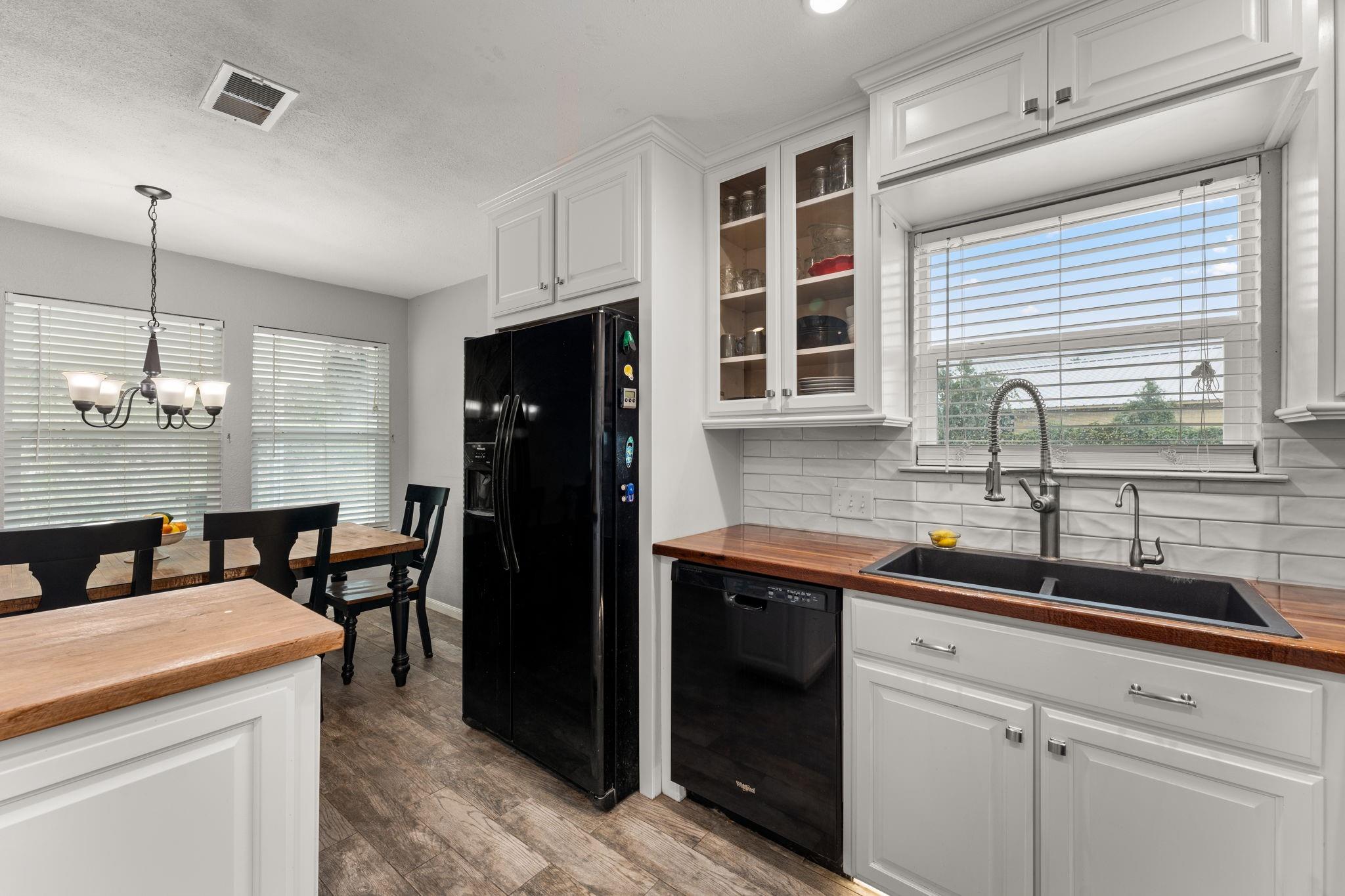 24906 Fawn Drive Leander TX 78641