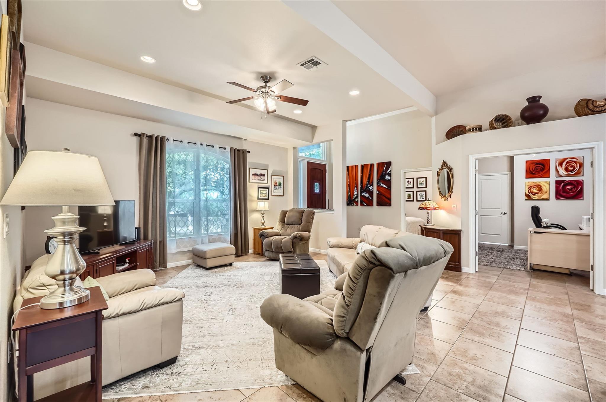 5501 Hitching Post Lago Vista TX 78645