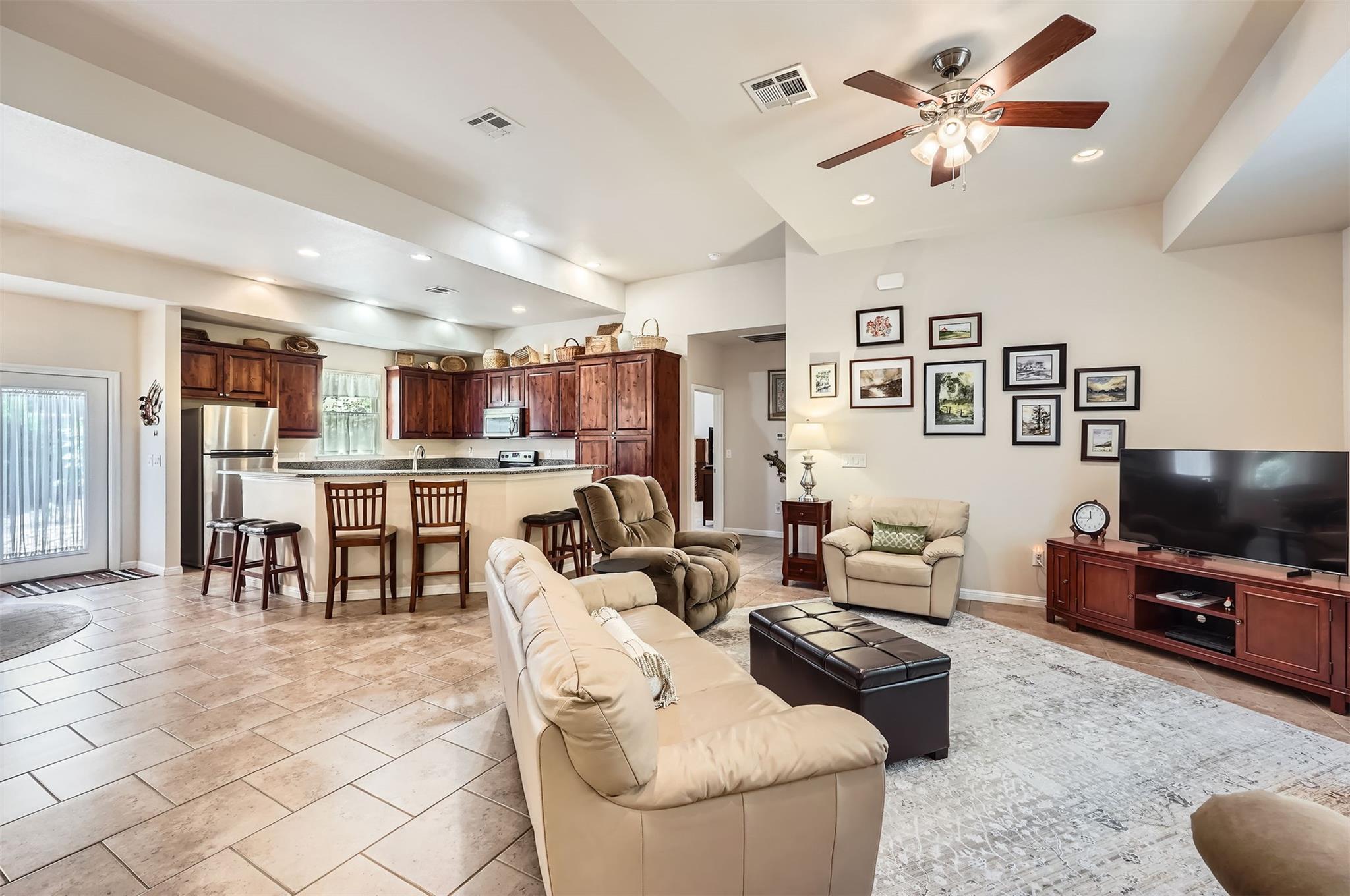 5501 Hitching Post Lago Vista TX 78645