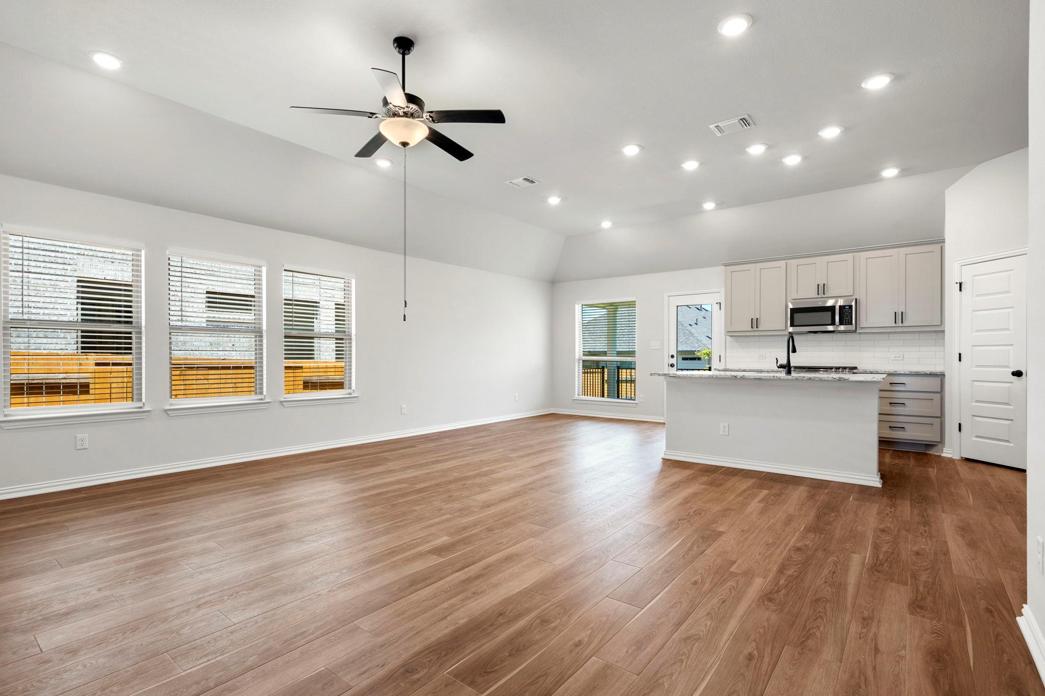 341 Fawn River Run Kyle TX 78640