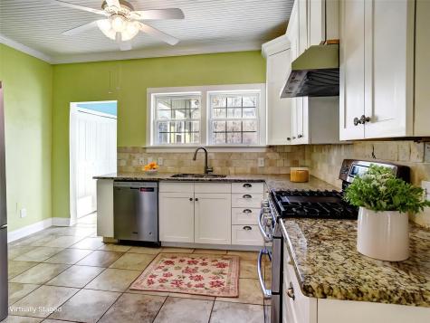 156 Clover Road Cedar Creek TX 78612