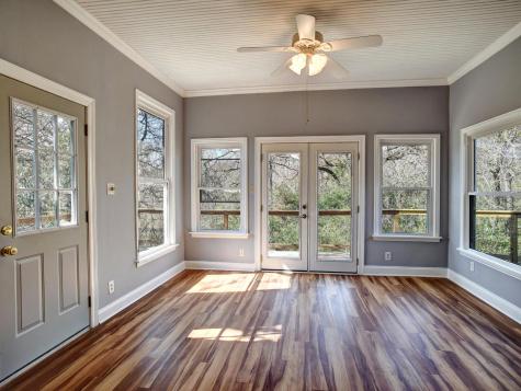 156 Clover Road Cedar Creek TX 78612