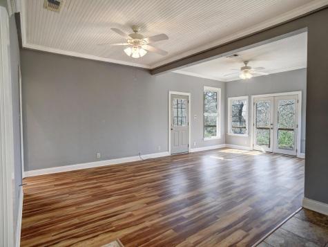 156 Clover Road Cedar Creek TX 78612