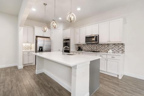 2304 Arroyo Grande Leander TX 78641