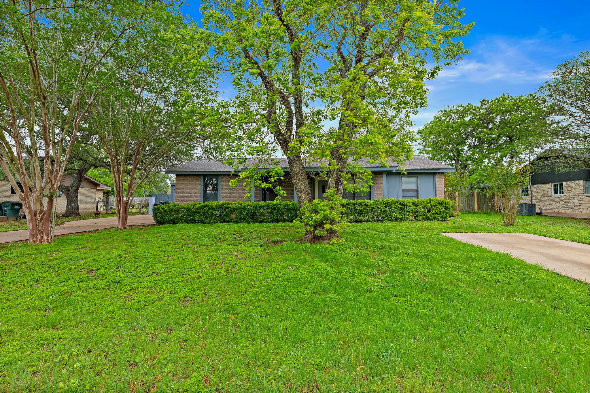 205 Hitching Post Drive Kyle TX 78640
