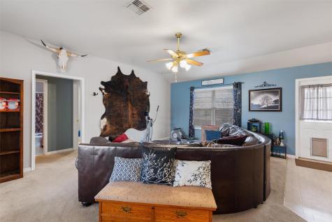 2054 Bentwood Drive New Braunfels TX 78130
