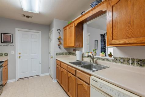 2054 Bentwood Drive New Braunfels TX 78130