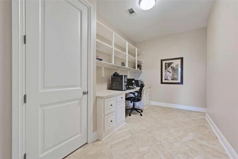 2004 Canonero Drive Austin TX 78746