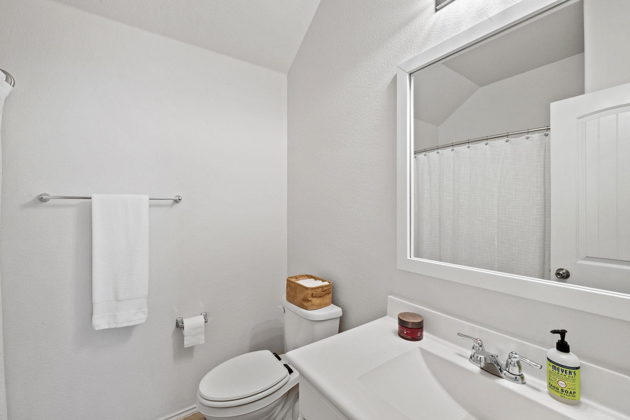 482 Travertine Trail Buda TX 78610
