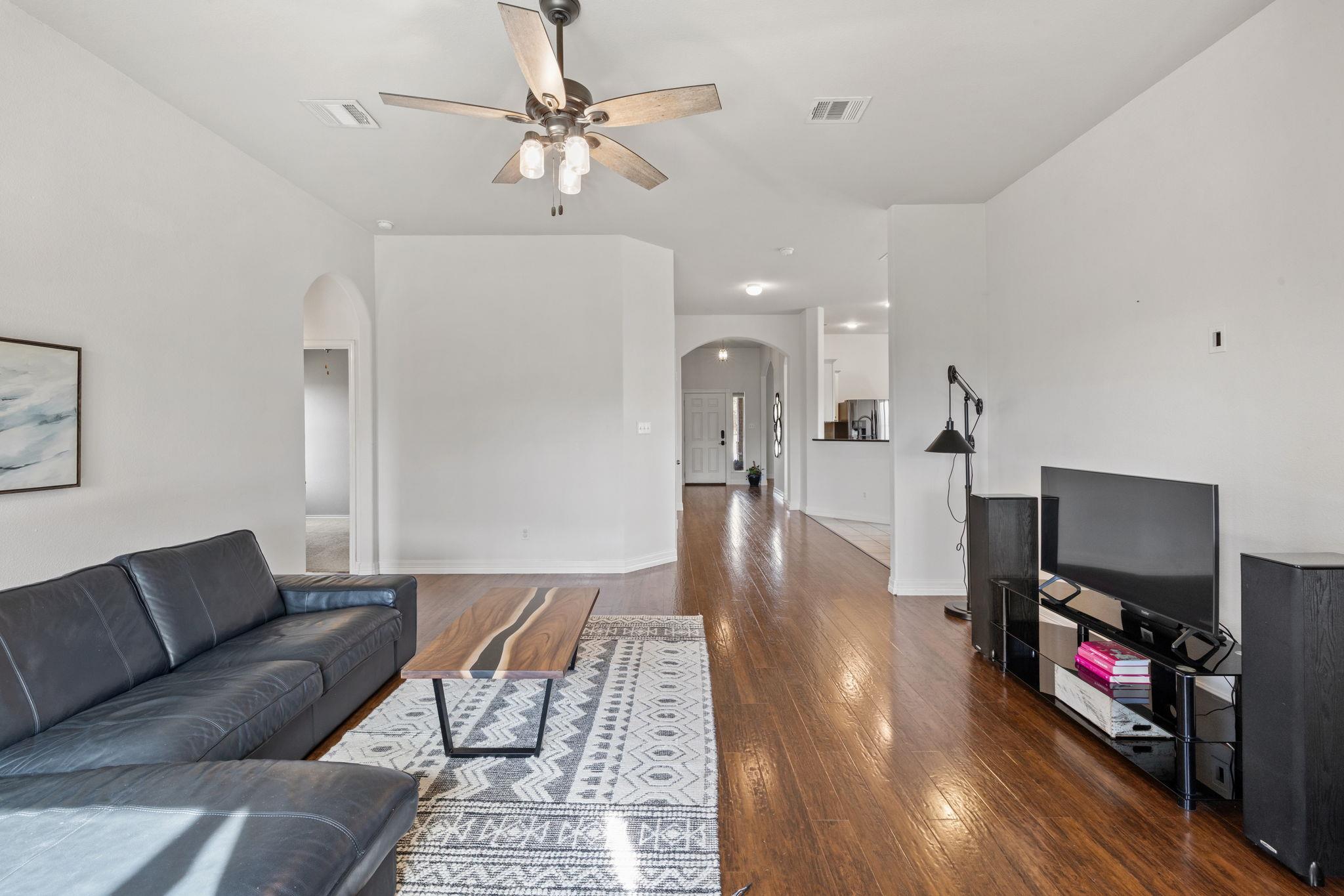 482 Travertine Trail Buda TX 78610