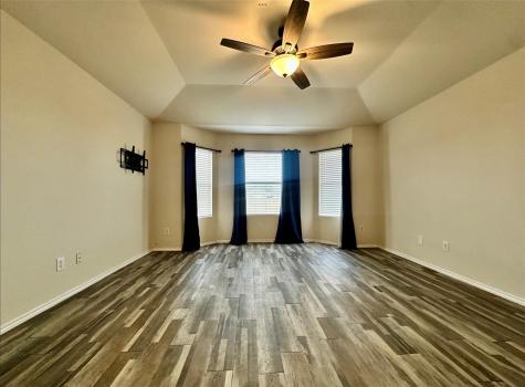 417 Bandara Woods Boulevard Elgin TX 78621