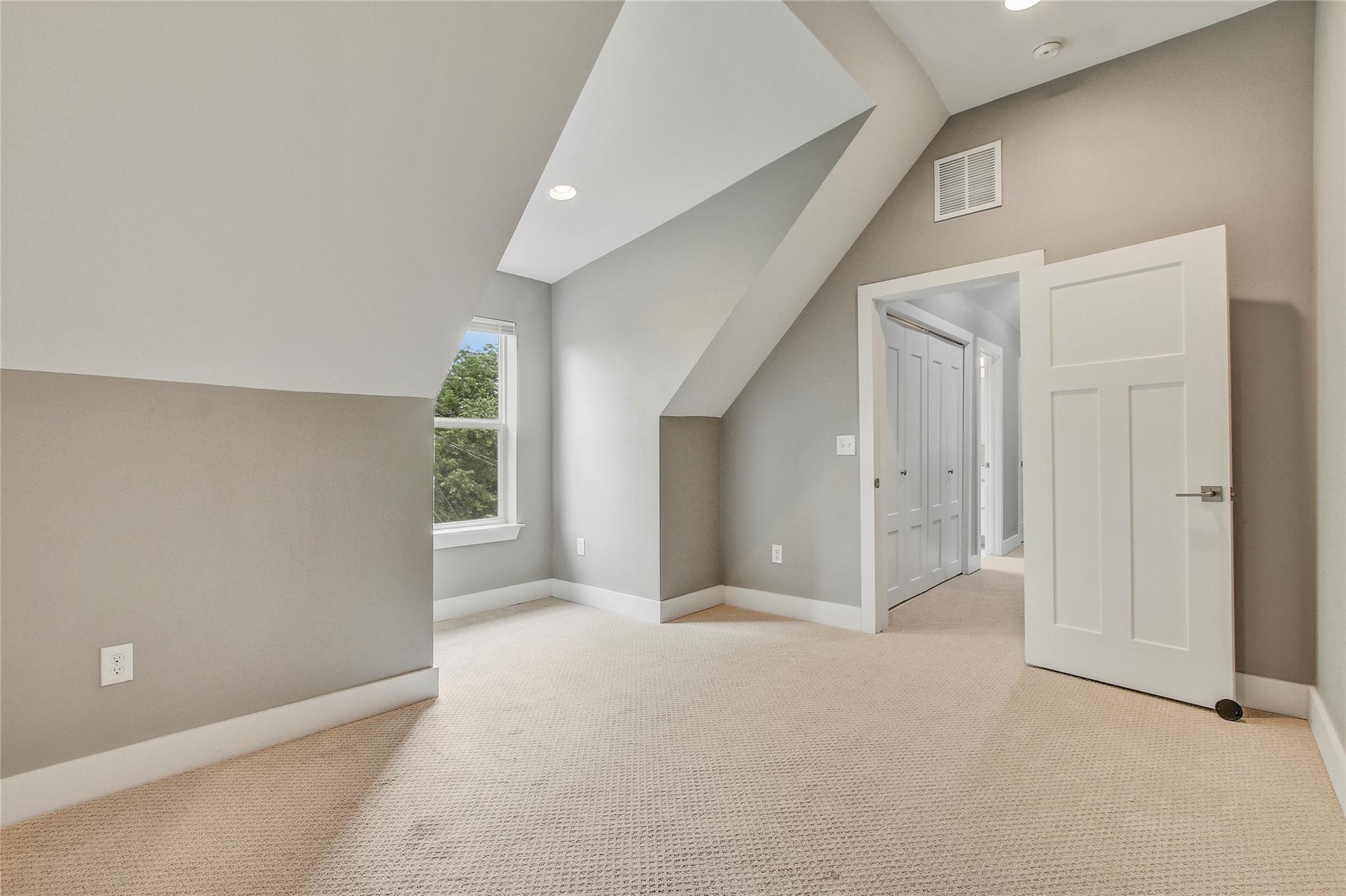 5109 Lott Avenue Austin TX 78721