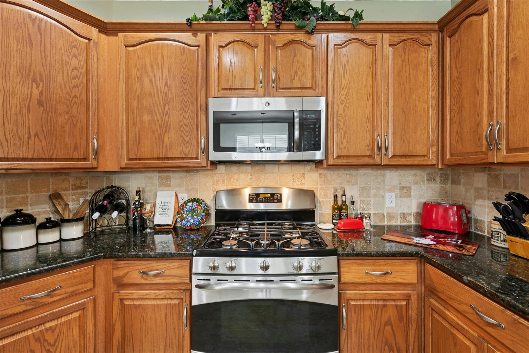 213 Crockett Loop Georgetown TX 78633