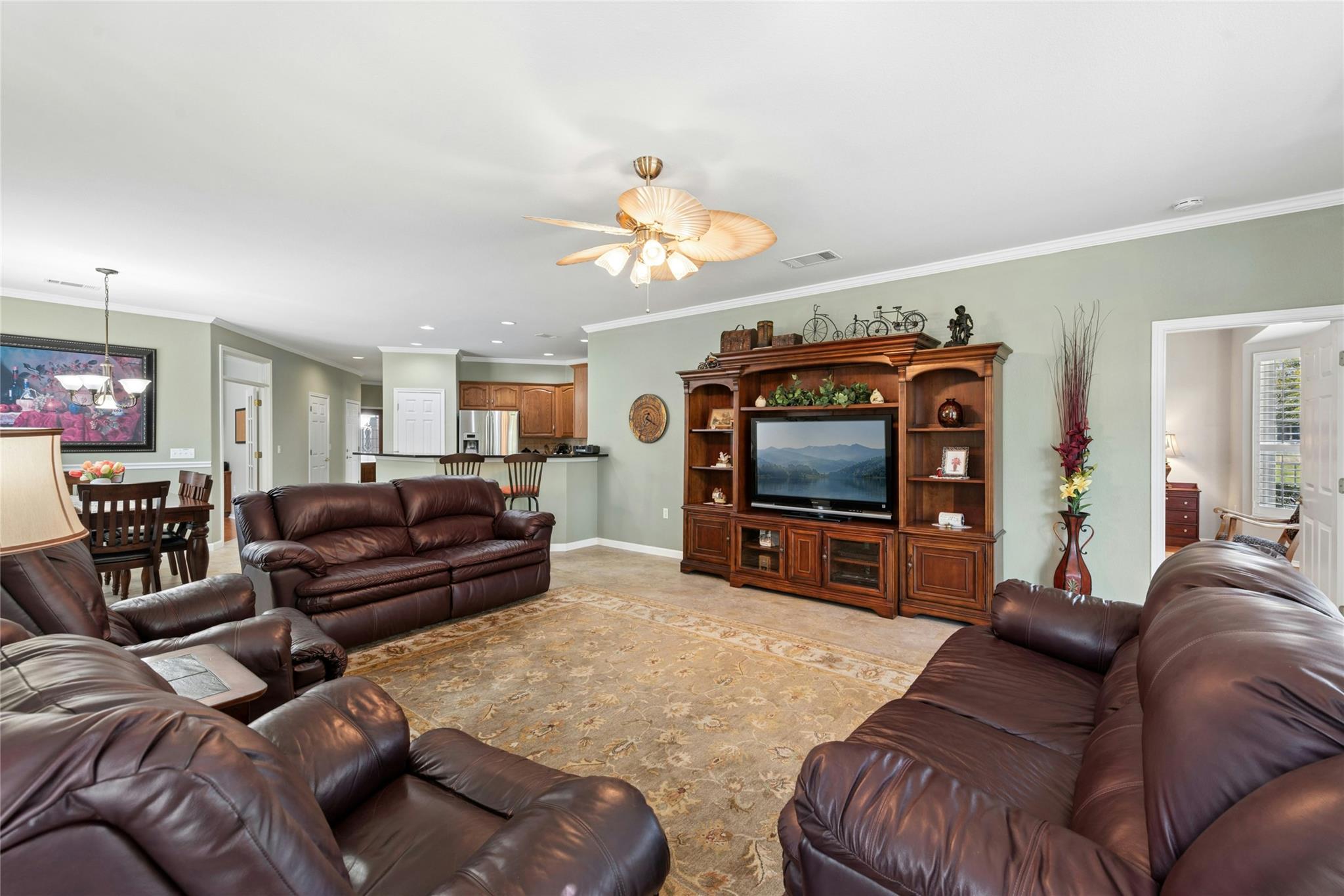 213 Crockett Loop Georgetown TX 78633