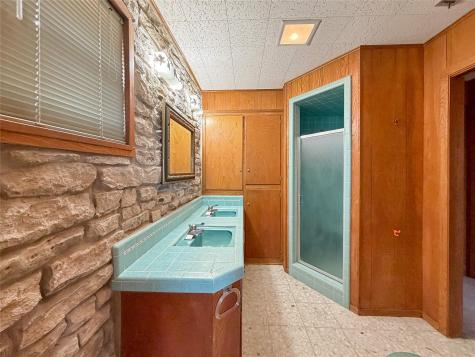 937 Hillcrest Forest Canyon Lake TX 78133