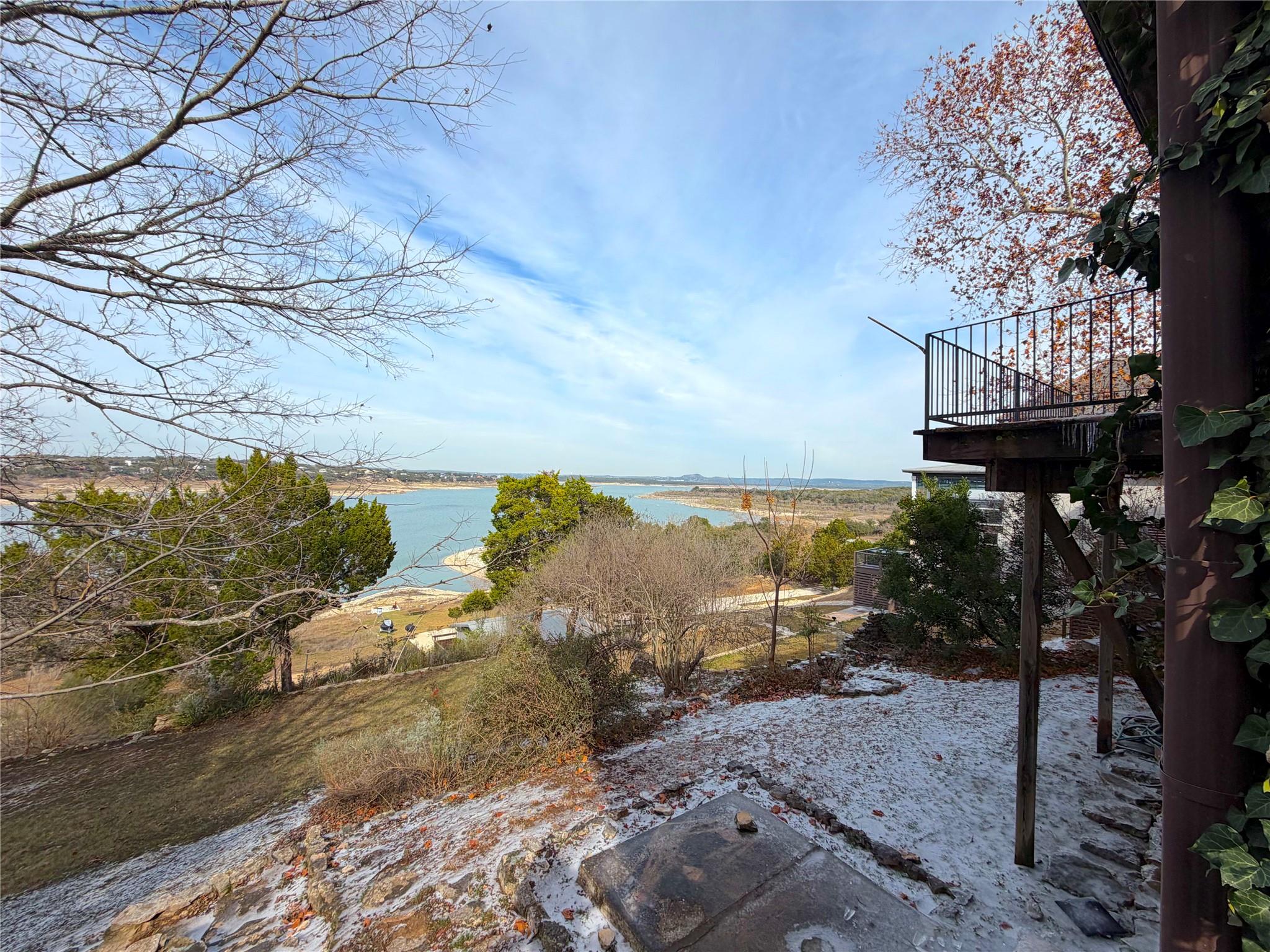 937 Hillcrest Forest Canyon Lake TX 78133
