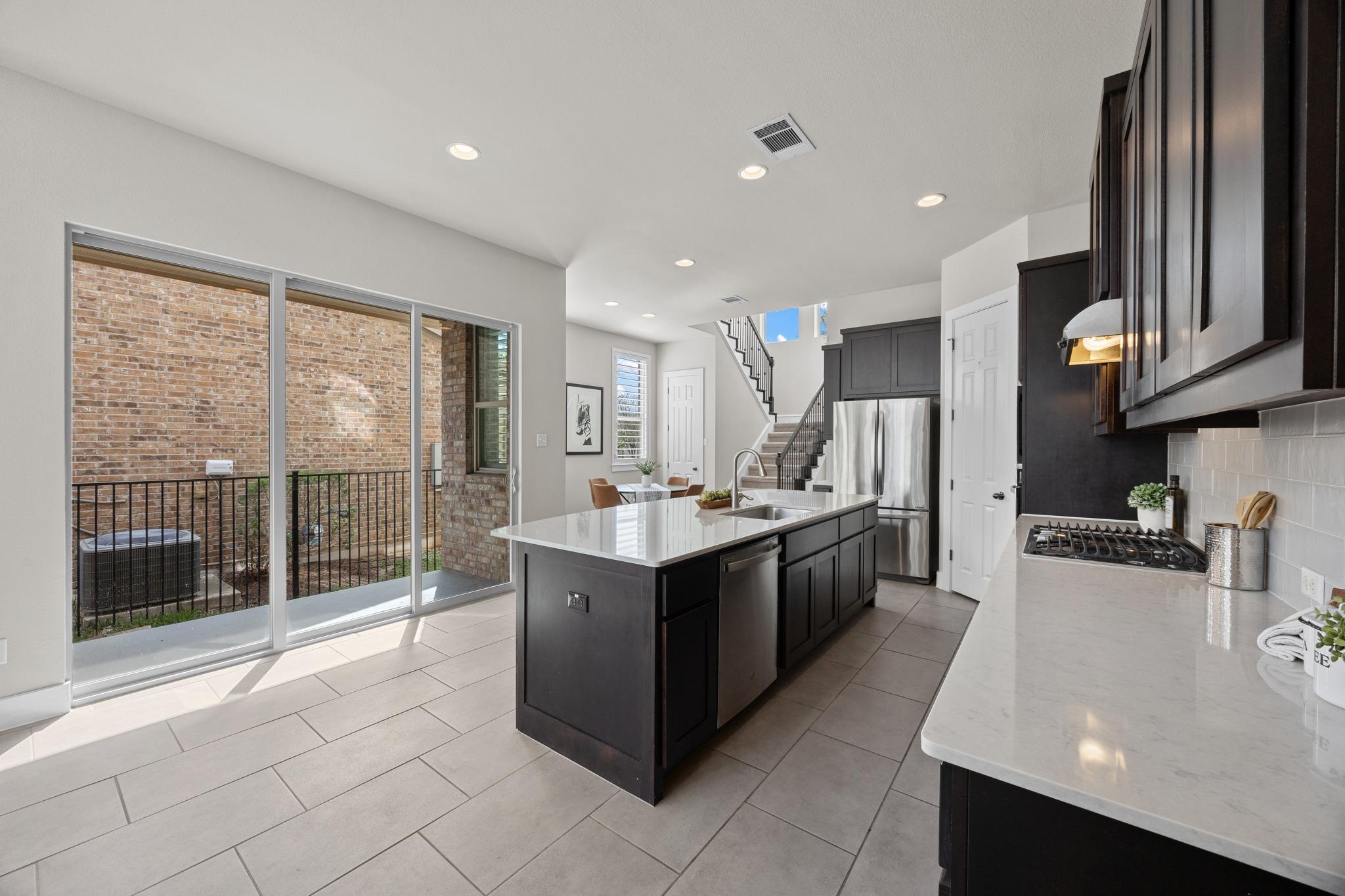 1004 Sue Ann Rose Drive Austin TX 78717