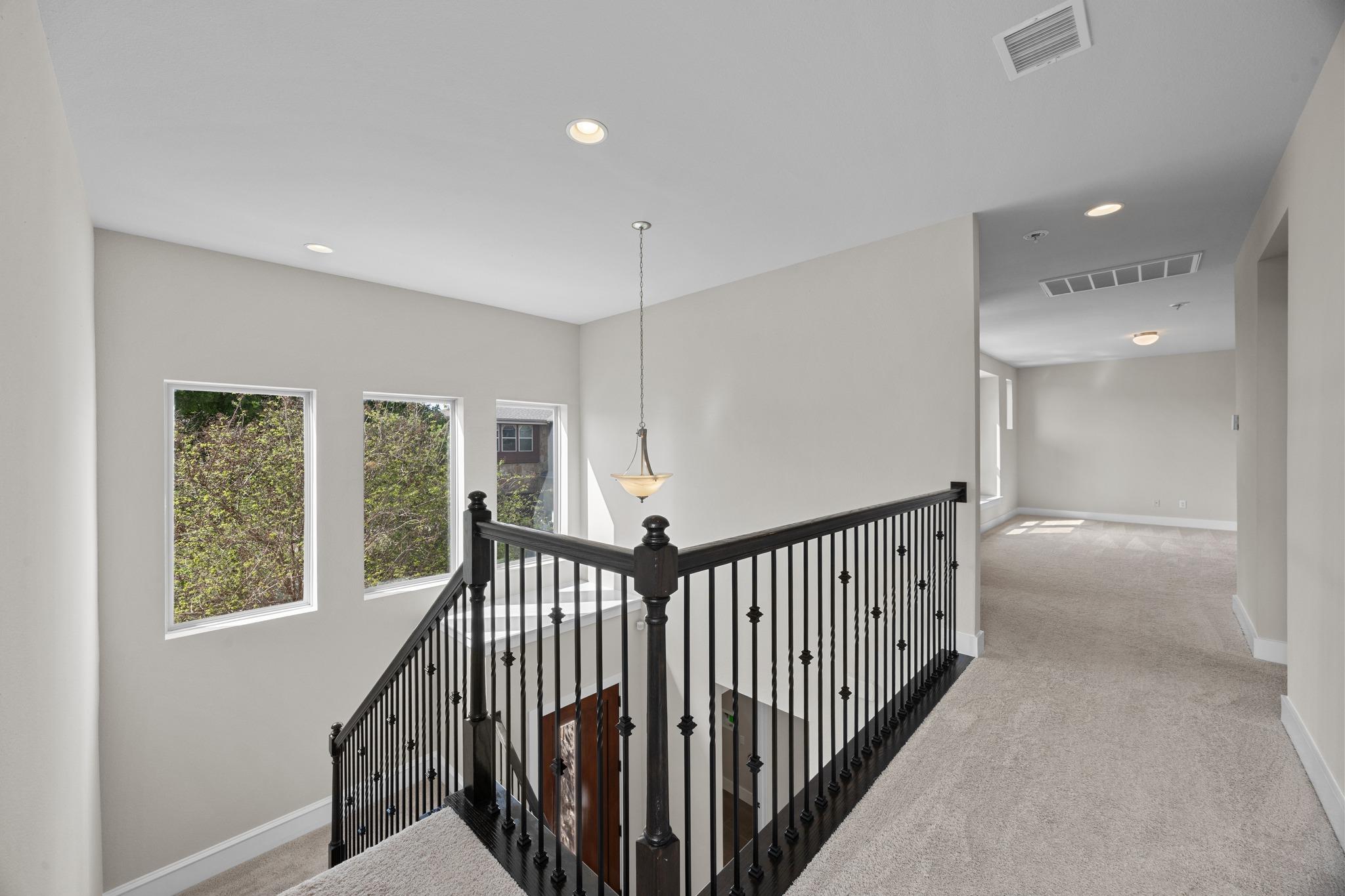 1004 Sue Ann Rose Drive Austin TX 78717