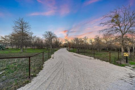 8400 Taylorsville Road Dale TX 78616