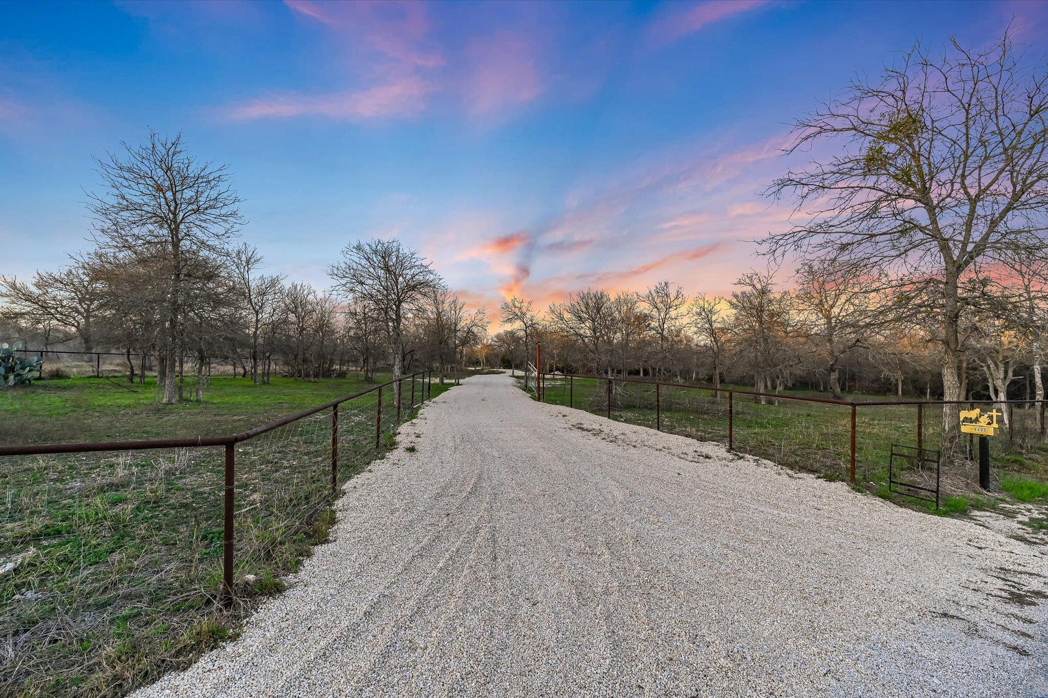 8400 Taylorsville Road Dale TX 78616