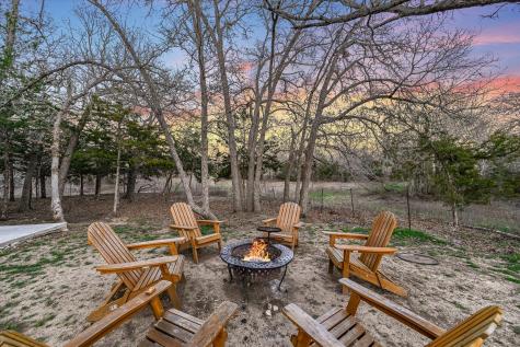 8400 Taylorsville Road Dale TX 78616