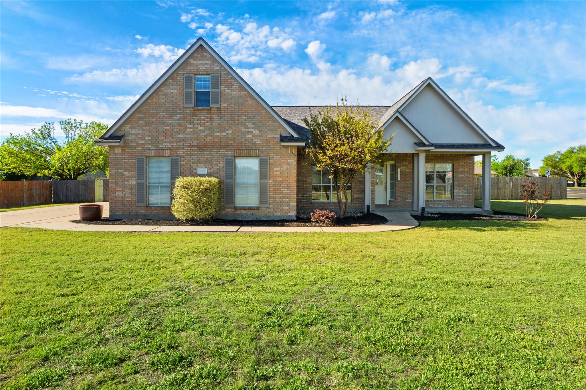 400 Rio Grande Avenue Hutto TX 78634