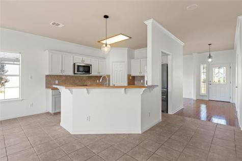 400 Rio Grande Avenue Hutto TX 78634