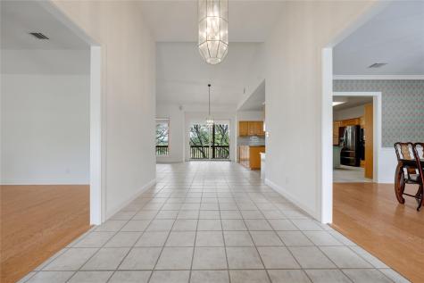 21604 Arrowhead Point Lago Vista TX 78645