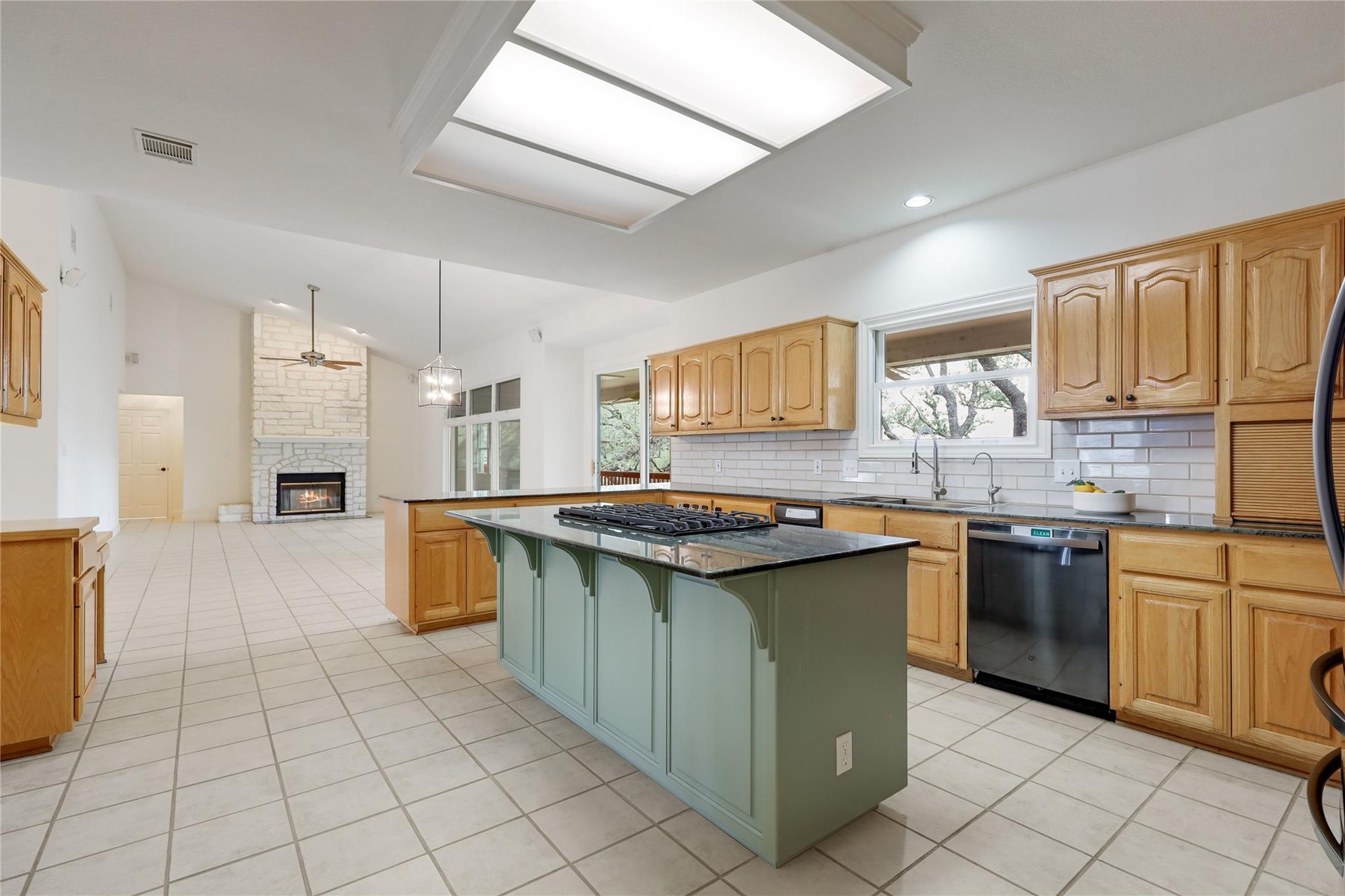 21604 Arrowhead Point Lago Vista TX 78645