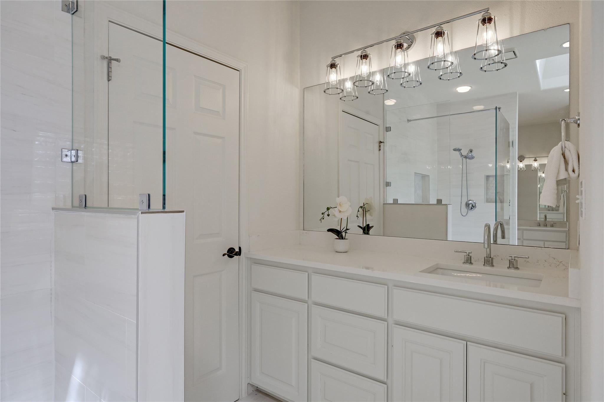 21604 Arrowhead Point Lago Vista TX 78645